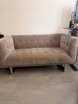 Tufted Velvet Loveseat Sofa with Metal Legs