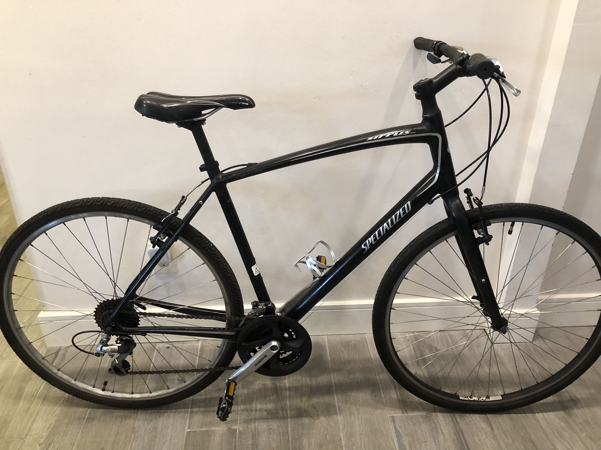 Specialized Sirrus XL Bike Trails Leisure Commute Tuned Ready/Ride