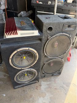 2 Speakers with Amplifier