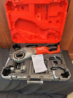 Milwaukee 2874-20 Pipe Threader