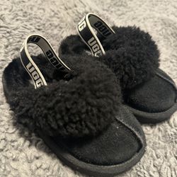Size 7 Toddler Ugg Slippers 