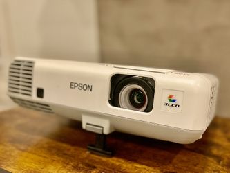 Epson Power Lite 905 projector