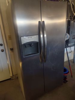 Frigidaire refrigerator for sale