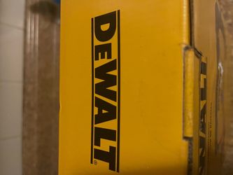 DEWALT  10AMP Charger