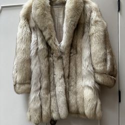 Elegant Silver Fox Fur Medium Length Coat
