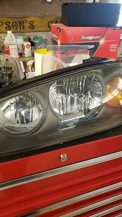 Hyundai elantra headlight