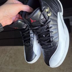 Jordan Retro 12 Black and white Size 10.5