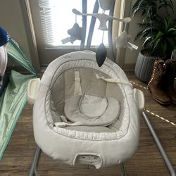 GRACO BABY SWING 