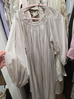 beautiful gently used dress