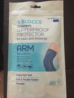 Water proof cast protector