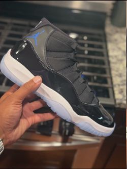 Jordan 11 Space Jam
