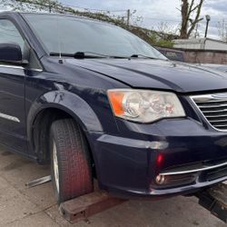2012 Chrysler Town And Country Parts