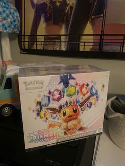 Pokemon  Prismatic Elite Trainer Box