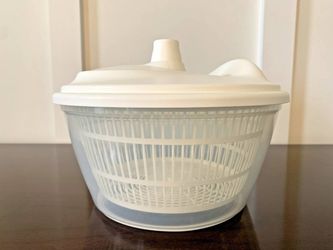 IKEA UPPFYLLD Salad spinner, white
