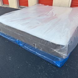 New KingRegular Mattress And Box Spring Set 