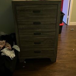 2 Dressers