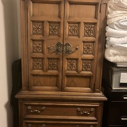 Wood Cabinet