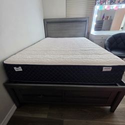 Star Wars Bed (Including Matress) & Dresser