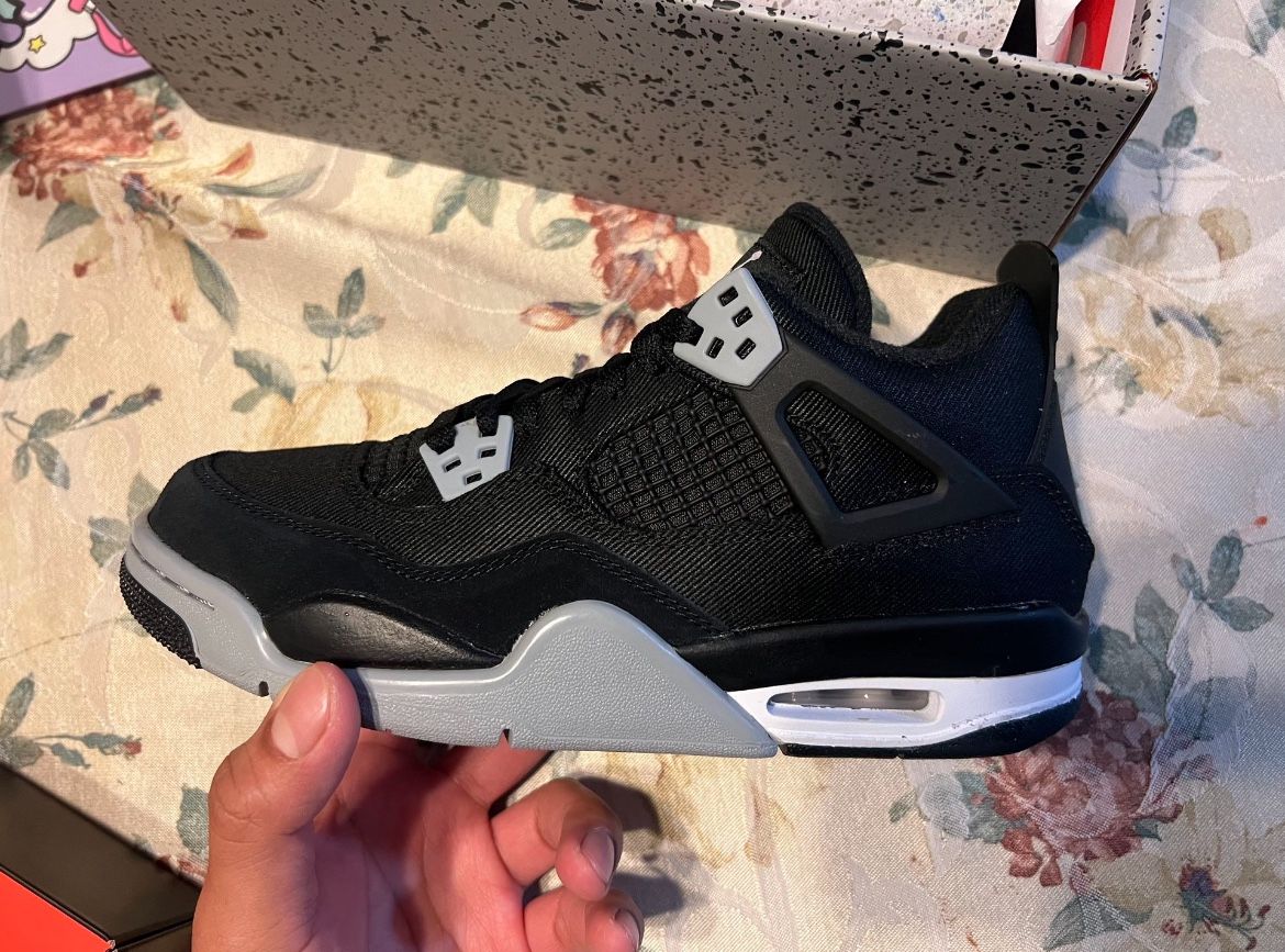 Jordan 4 Retro Black Canvas (GS)