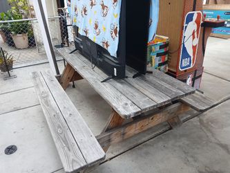 Wooden bench/table