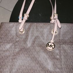 Michael kors purse