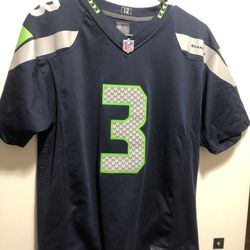 Seattle Seahawks Football Jersey Women’s Blue Green  NFL #3 Wilson Size XLarge 