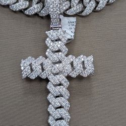 28.77ctw Moissanite Sterling Silver Chain And Cross Set