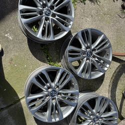 Toyota Camry 17” OEM Wheels – Set of 4
