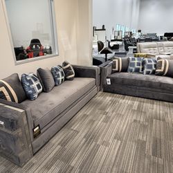 Sofá And On Loveseat On Sale 