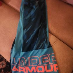 Boys Underarmor Shorts , Size XL