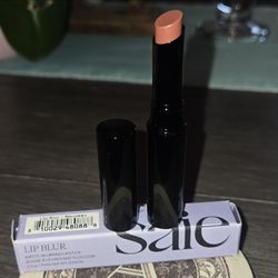 Saie Lip Blur Matte Lipstick in Nouveau