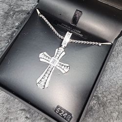 Shaquille O'Neal Cross Pendant Necklace