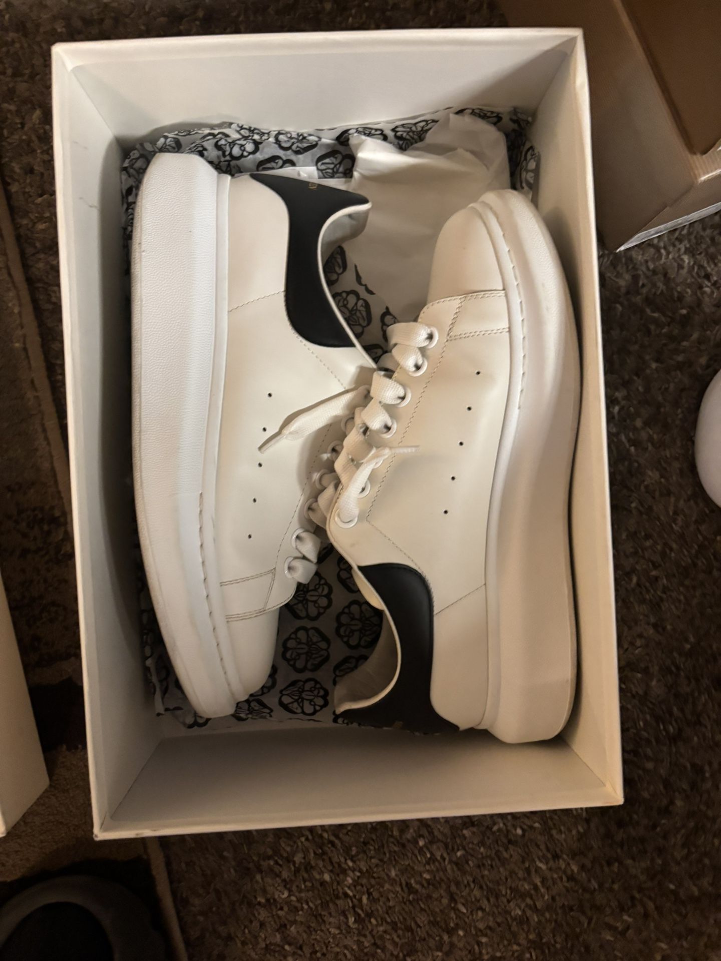 Alexander Mcqueens Size 9 Men