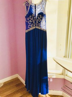 Prom Dress, Royal blue,stretchy, XL,with a small train