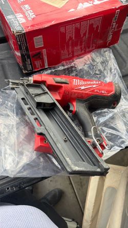 Milwaukee nail gun
