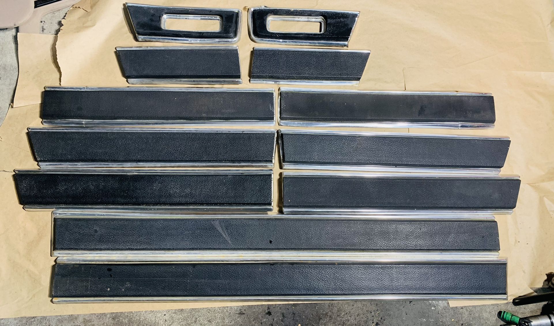 Dodge Ram Extended Cab Side Trim Set