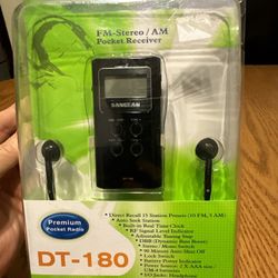 SANGEAN DT-180 AM  FM POCKET RADIO (BLACK) Back clear package has crack during our move. 