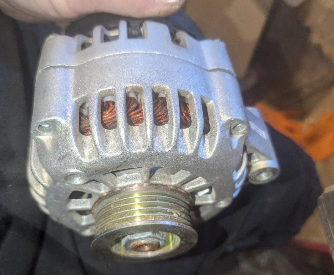 Alternator for 4.3L Chevrolet Astro Van 2000, S10 Pickup GMC Sonoma 1(contact info removed) AD