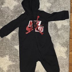 Box Of Baby Boy Clothes Sizes 6-9 Months 