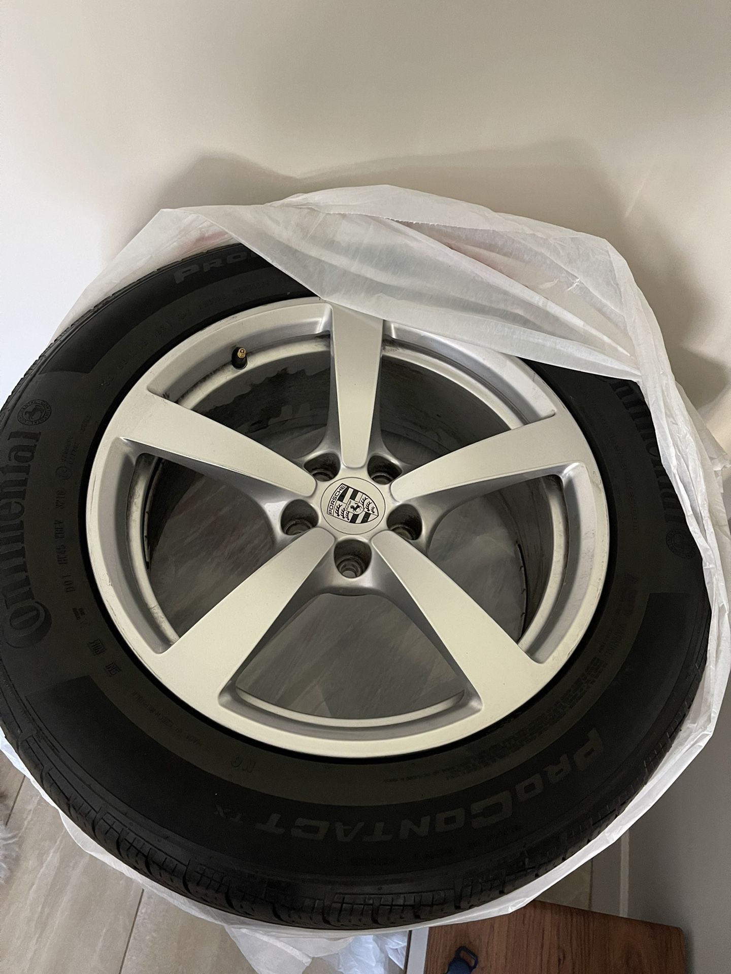 Porsche Macan S 18 OEM Wheels And Tires 5x112