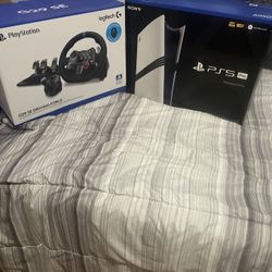 PS5 and Logitech Wheel
