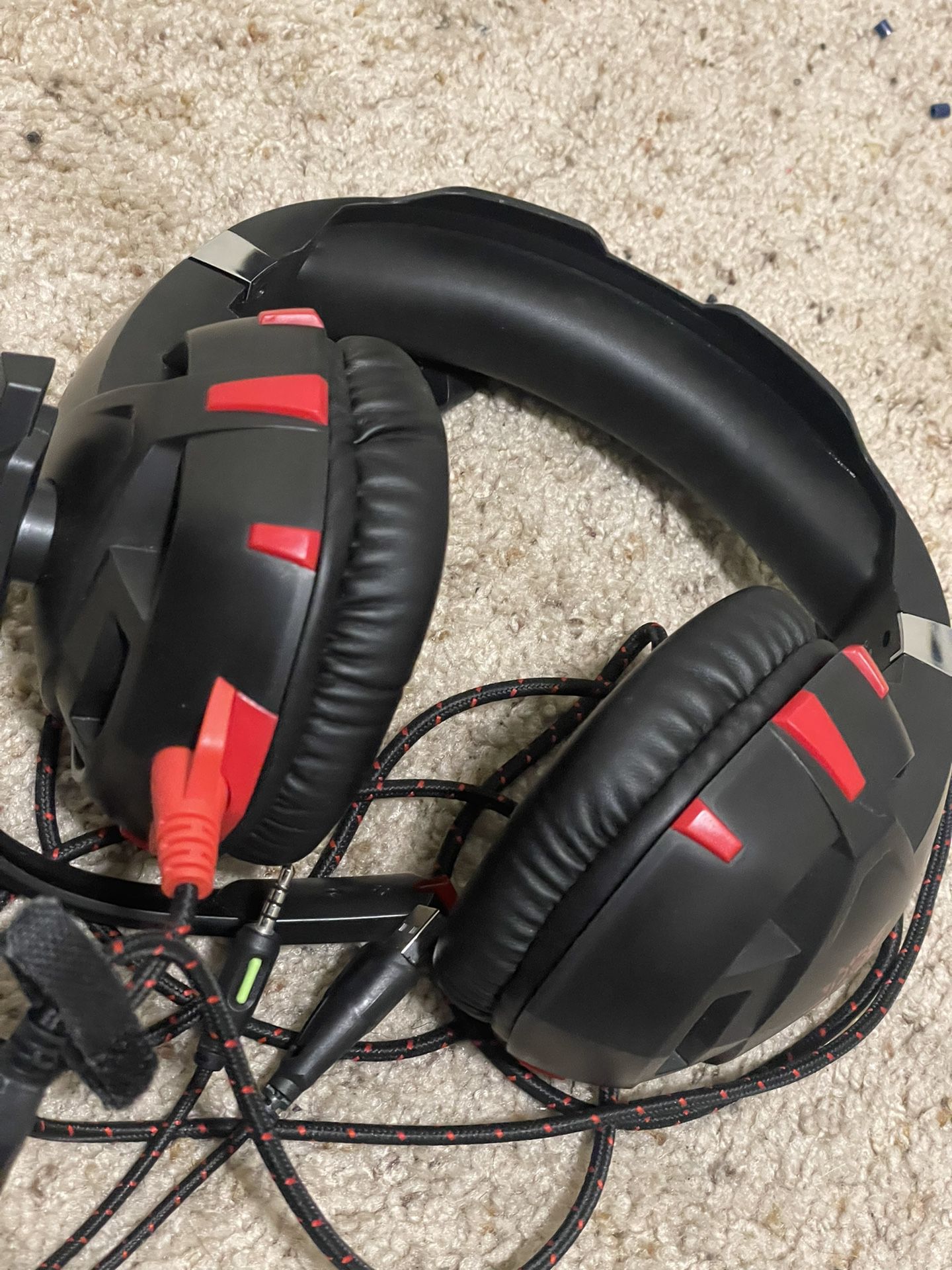 Onikuma Red And Black Headphone and Mic