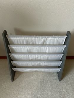 Kids Book shelf