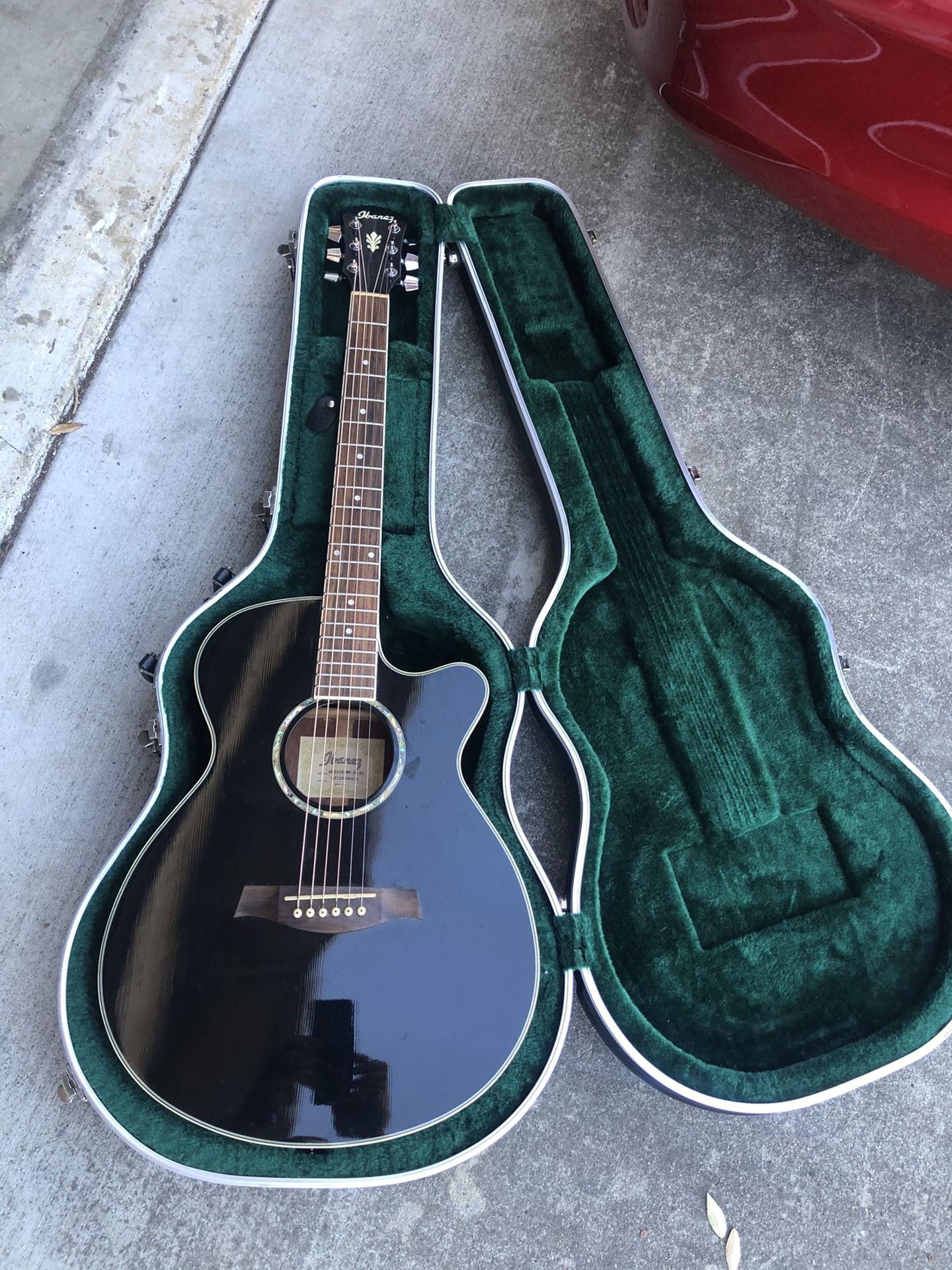 Ibanez Acoustic Electric Guitar With Hardshell Case .