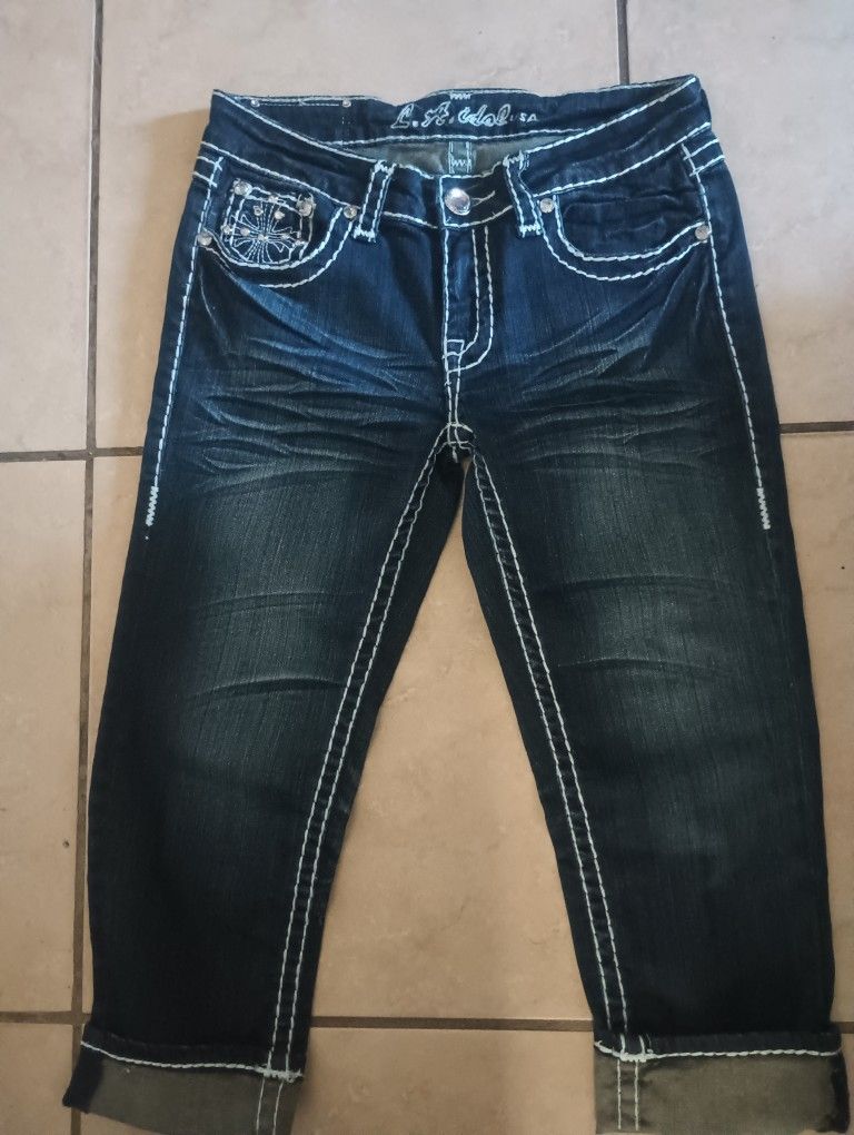 Capri Size 9