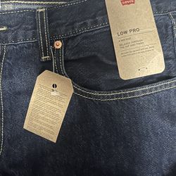 Women’s Levi’s 33 X 32