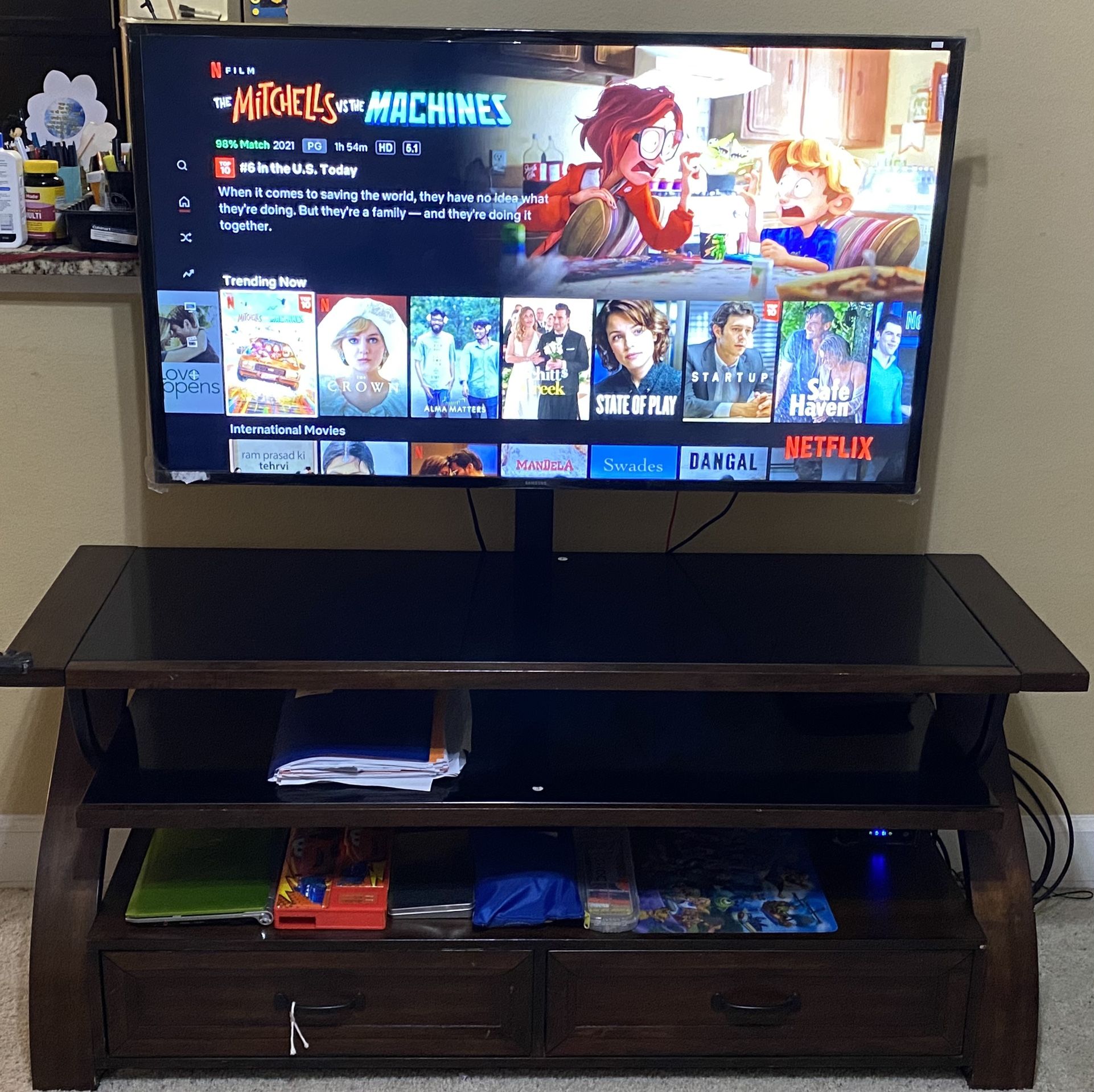 Samsung Smart Tv 48” Plus Cabinet From Costco