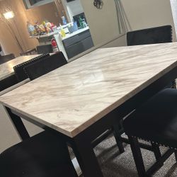 Marble Table With Chairs 