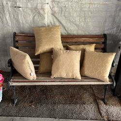 SET Embroidery Pillows 