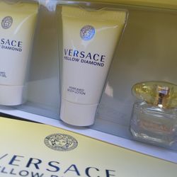 New!! $25 Must Go!!Versace Yellow Crystal Shower Set